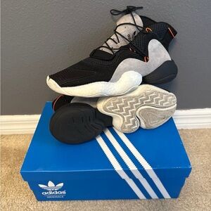Adidas Originals Dynamic Black and White Sneakers